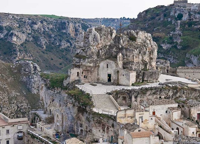 Sassi di Matera – město vytesané do skály - Italie - cestování - dovolená v itálii - Panda na cestach - panda1709